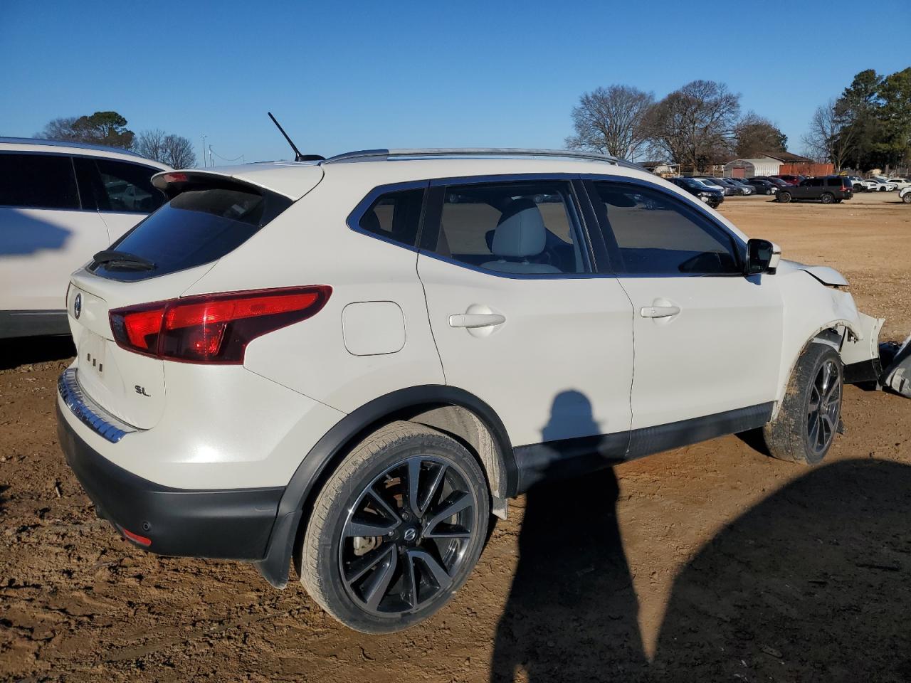 2019 Nissan Rogue VIN JN1BJ1CP9KW222902 Copart auction photo, front end / front end damage thumbnail 3