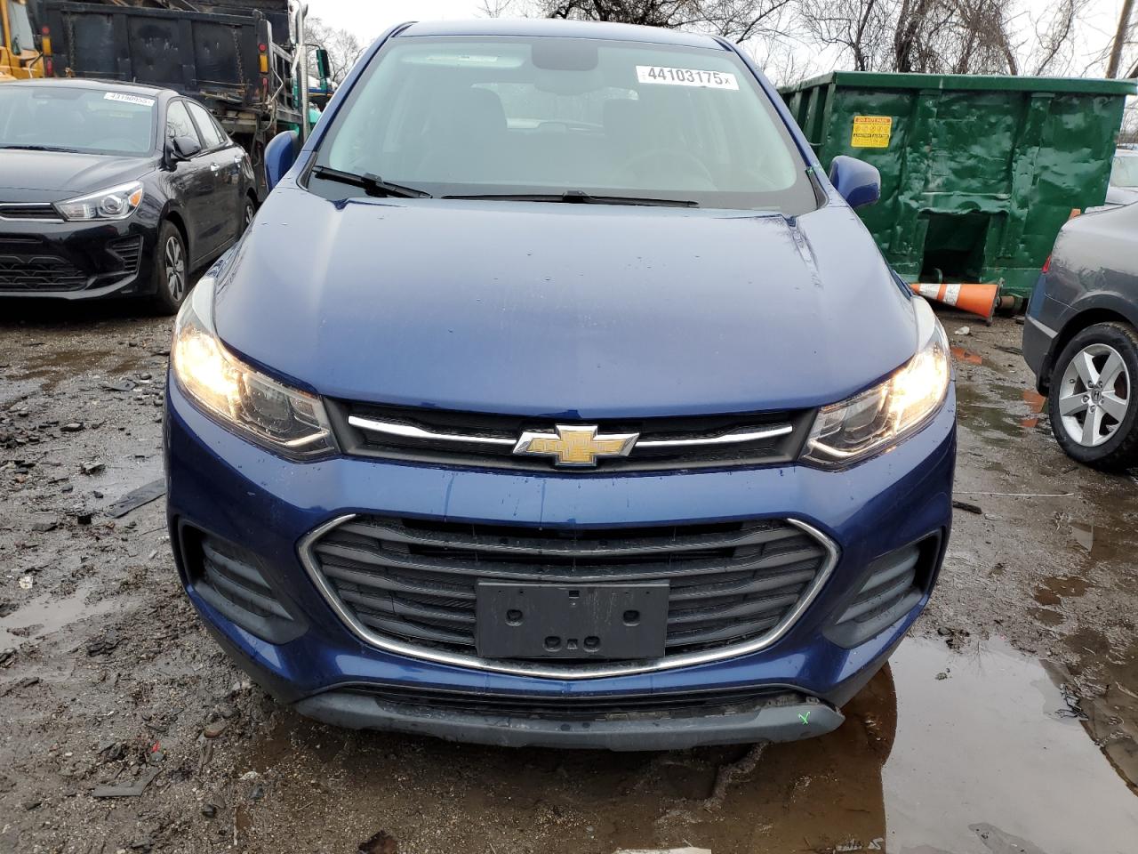 2017 Chevrolet Trax VIN 3GNCJNSB3HL182921 Copart auction photo, side / undercarriage damage thumbnail 5