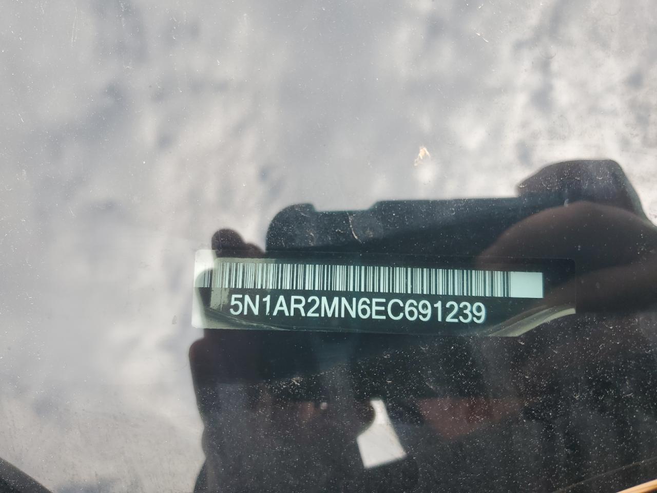 2014 Nissan Pathfinder VIN 5N1AR2MN6EC691239 Copart auction photo, front end / side damage thumbnail 12