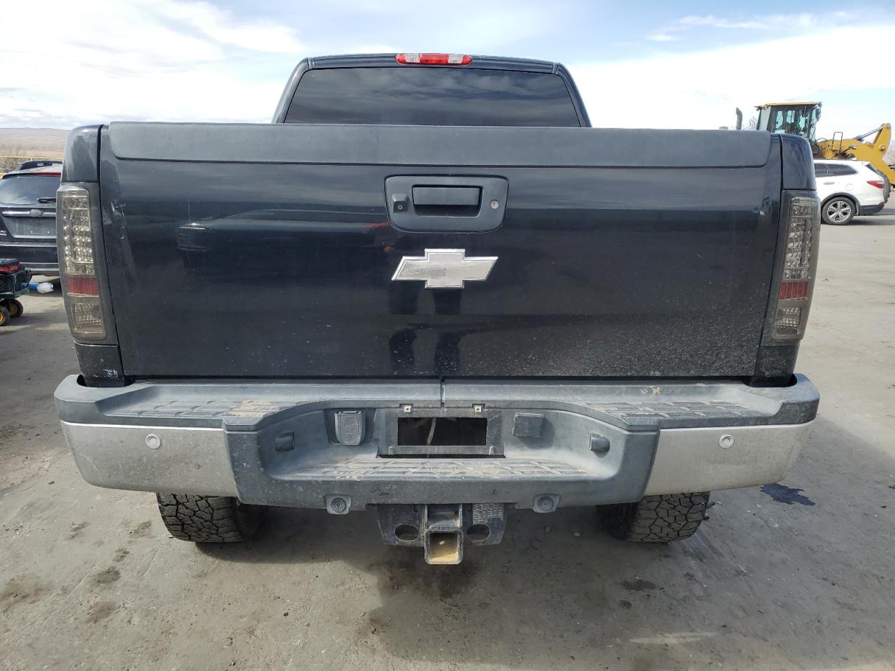 2011 Chevrolet Silverado VIN 1GC2KYC80BZ298910 Copart auction photo, side / rear end damage thumbnail 6