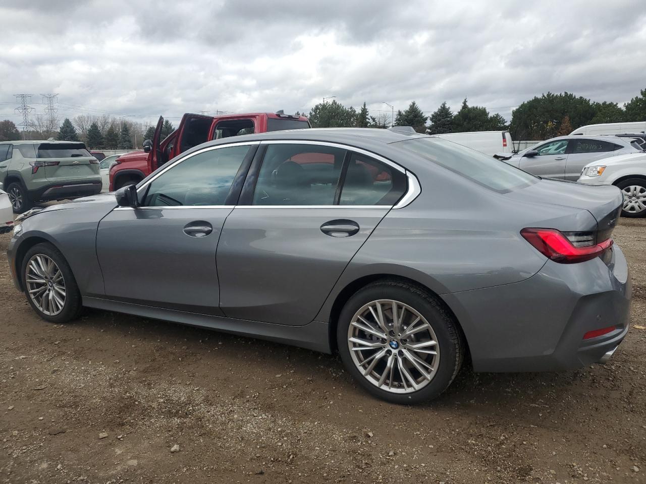 2024 BMW 3er VIN 3MW89FF02R8E83803 Copart auction photo, front end / side damage thumbnail 2