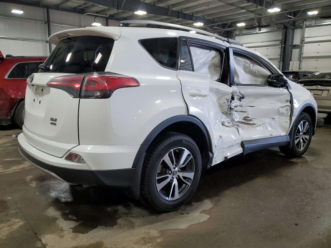 2018 Toyota RAV 4 VIN JTMRFREV7JJ746360 Copart auction photo, side damage thumbnail 3