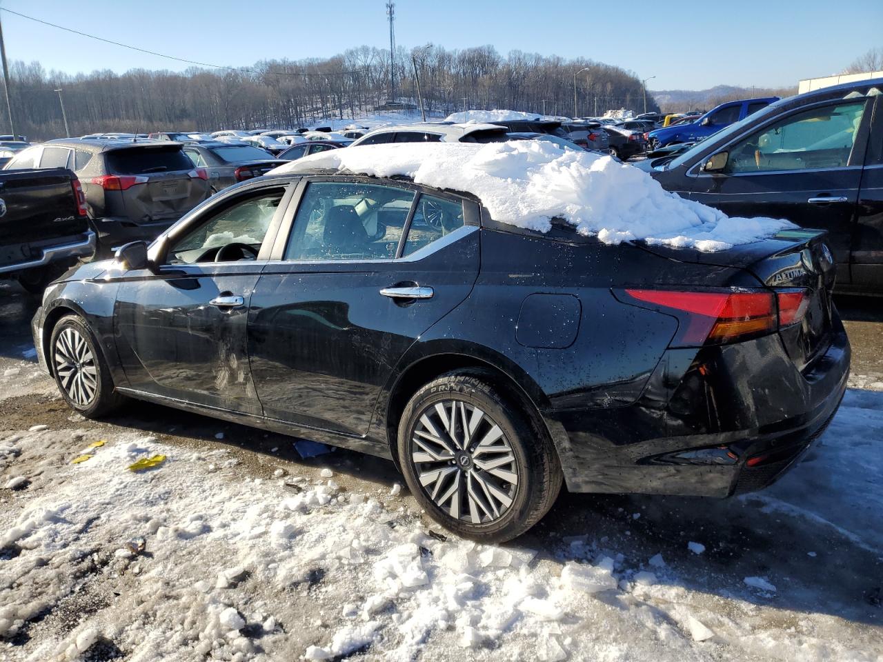 2024 Nissan Altima VIN 1N4BL4DV1RN307972 Copart auction photo, all over damage thumbnail 2