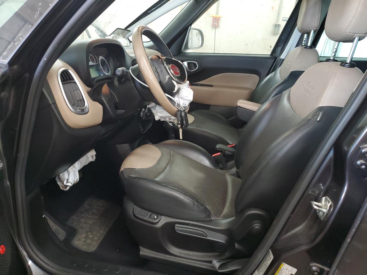 2017 Fiat 500 VIN ZFBCFADHXHZ039285 Copart auction photo, front end / minor dent/scratches damage thumbnail 7