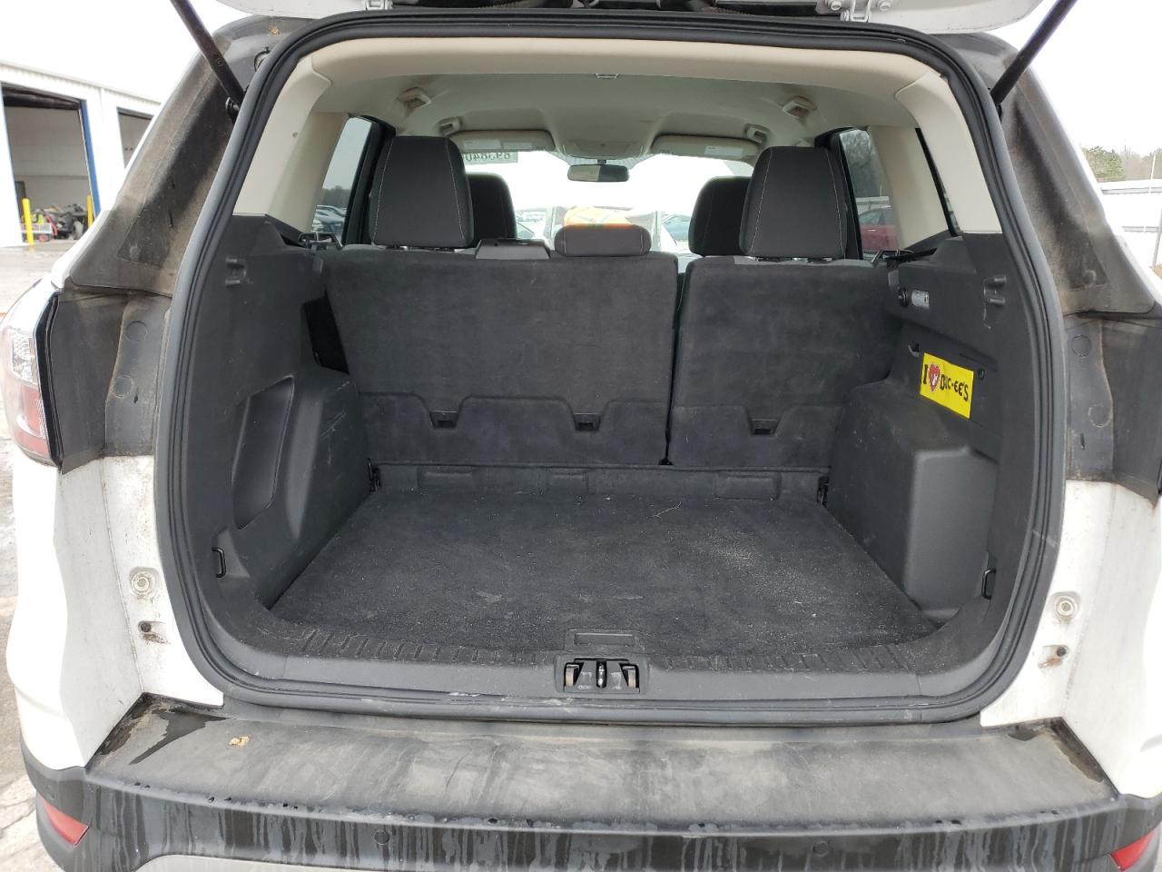 2017 Ford Escape VIN 1FMCU0GD5HUC12614 Copart auction photo, front end damage thumbnail 6