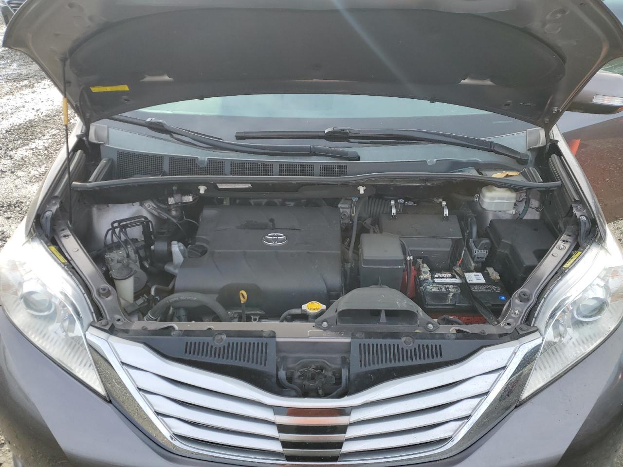 2014 Toyota Sienna VIN 5TDYK3DC0ES427749 Copart auction photo, rear end damage thumbnail 12