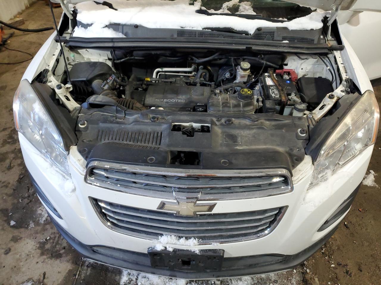 2015 Chevrolet Trax VIN KL7CJLSB4FB121893 Copart auction photo, rear end / minor dent/scratches damage thumbnail 12