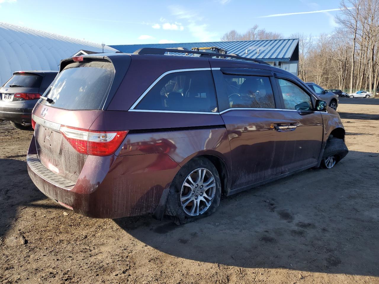 2011 Honda Odyssey VIN 5FNRL5H67BB058261 Copart auction photo, front end / all over damage thumbnail 3