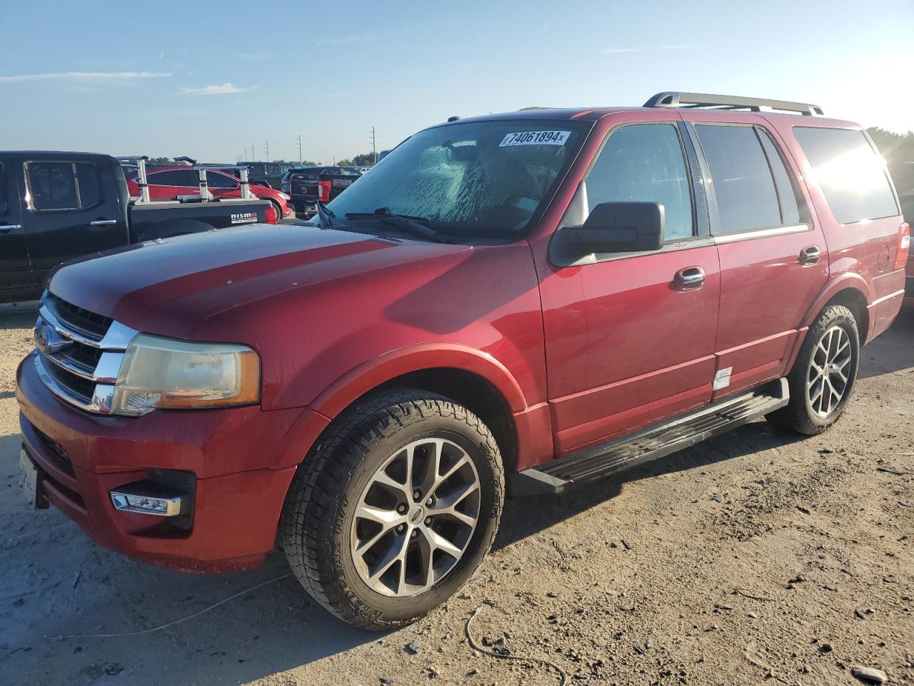 2016 Ford Expedition VIN 1FMJU1HTXGEF18056