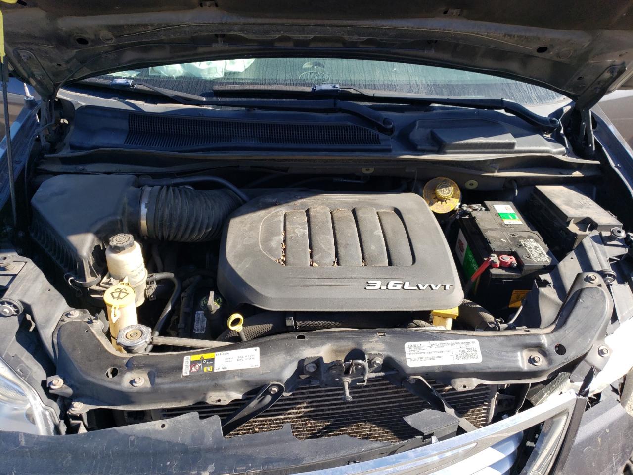 2016 Chrysler Town & Country VIN 2C4RC1BG5GR156968 Copart auction photo, front end damage thumbnail 12