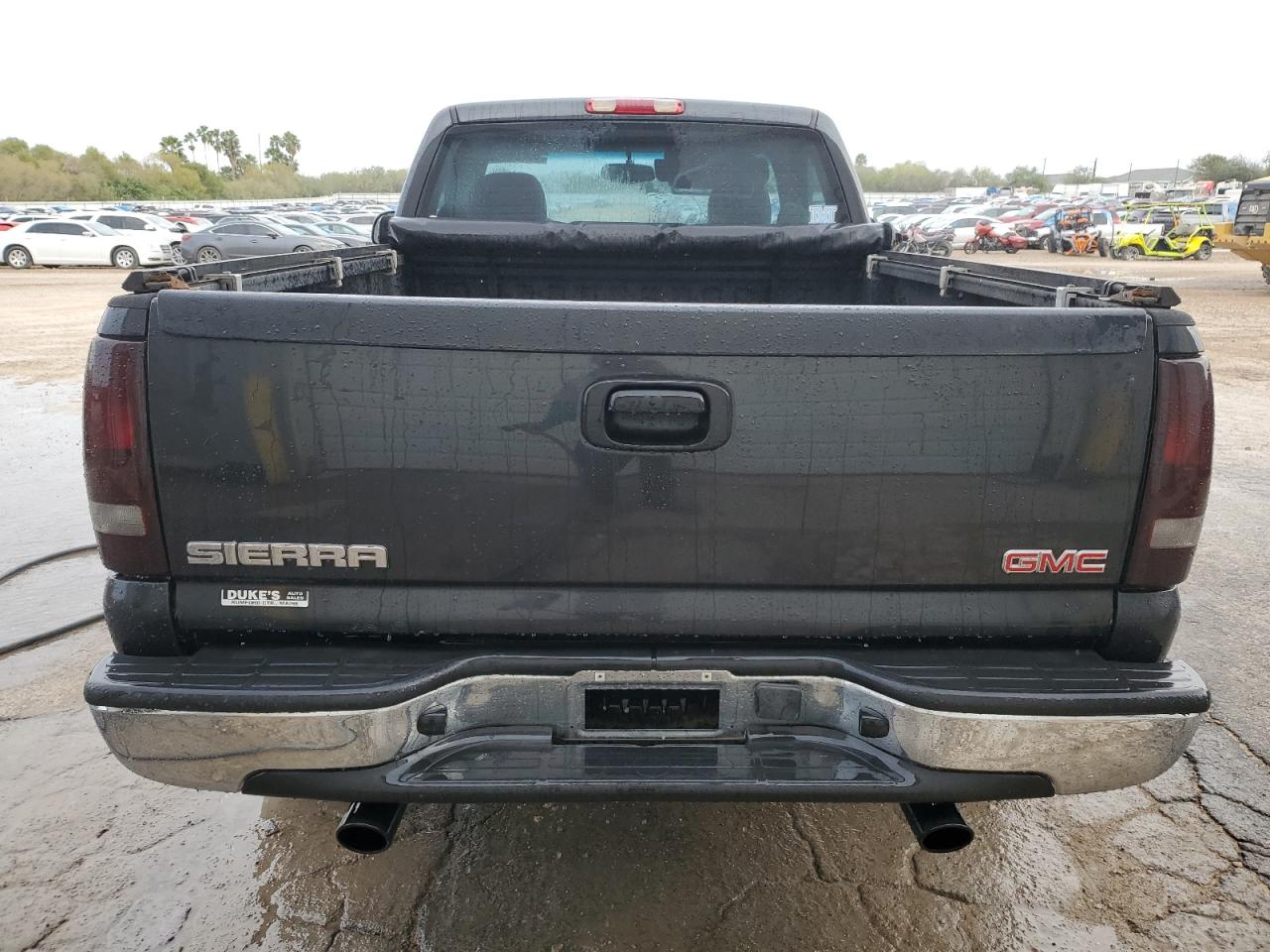 2004 GMC Sierra VIN 1GTEK14V44Z123913 Copart auction photo, normal wear / minor dent/scratches damage thumbnail 6