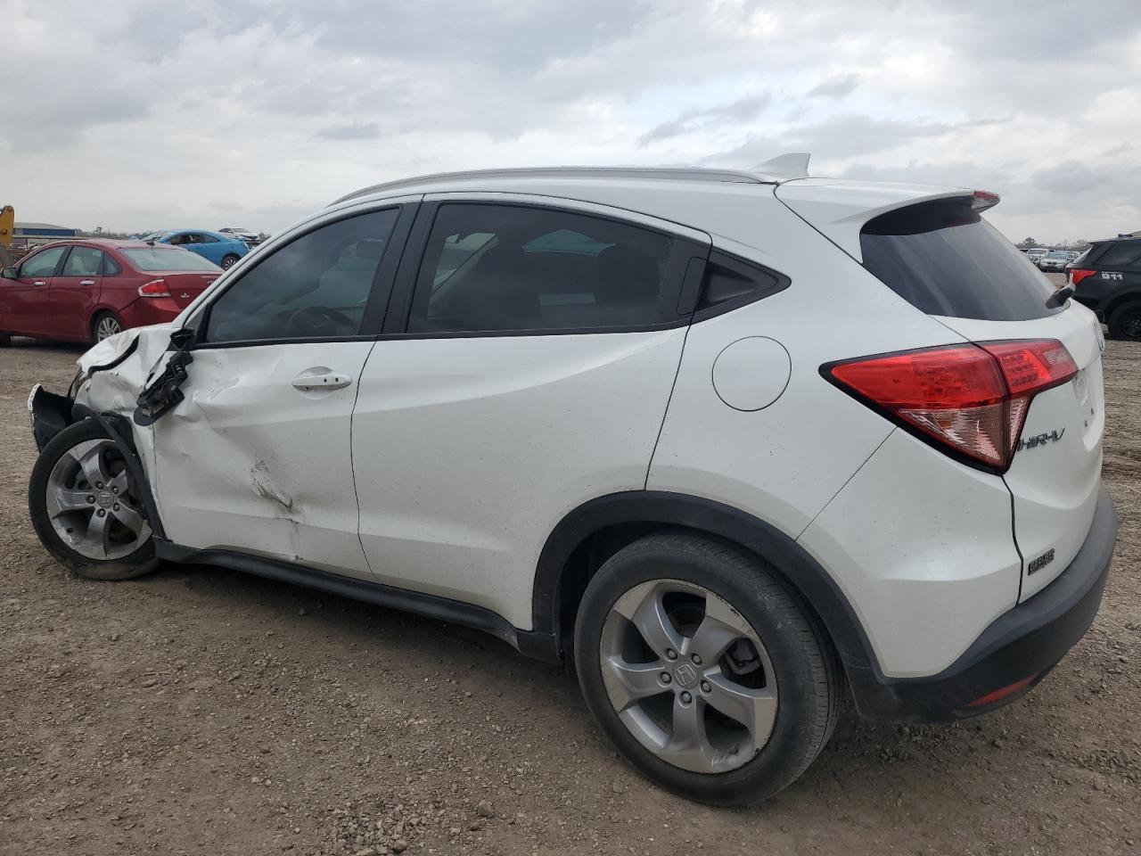 2017 Honda HR-V VIN 3CZRU5H74HM717420 Copart auction photo, front end / side damage thumbnail 2