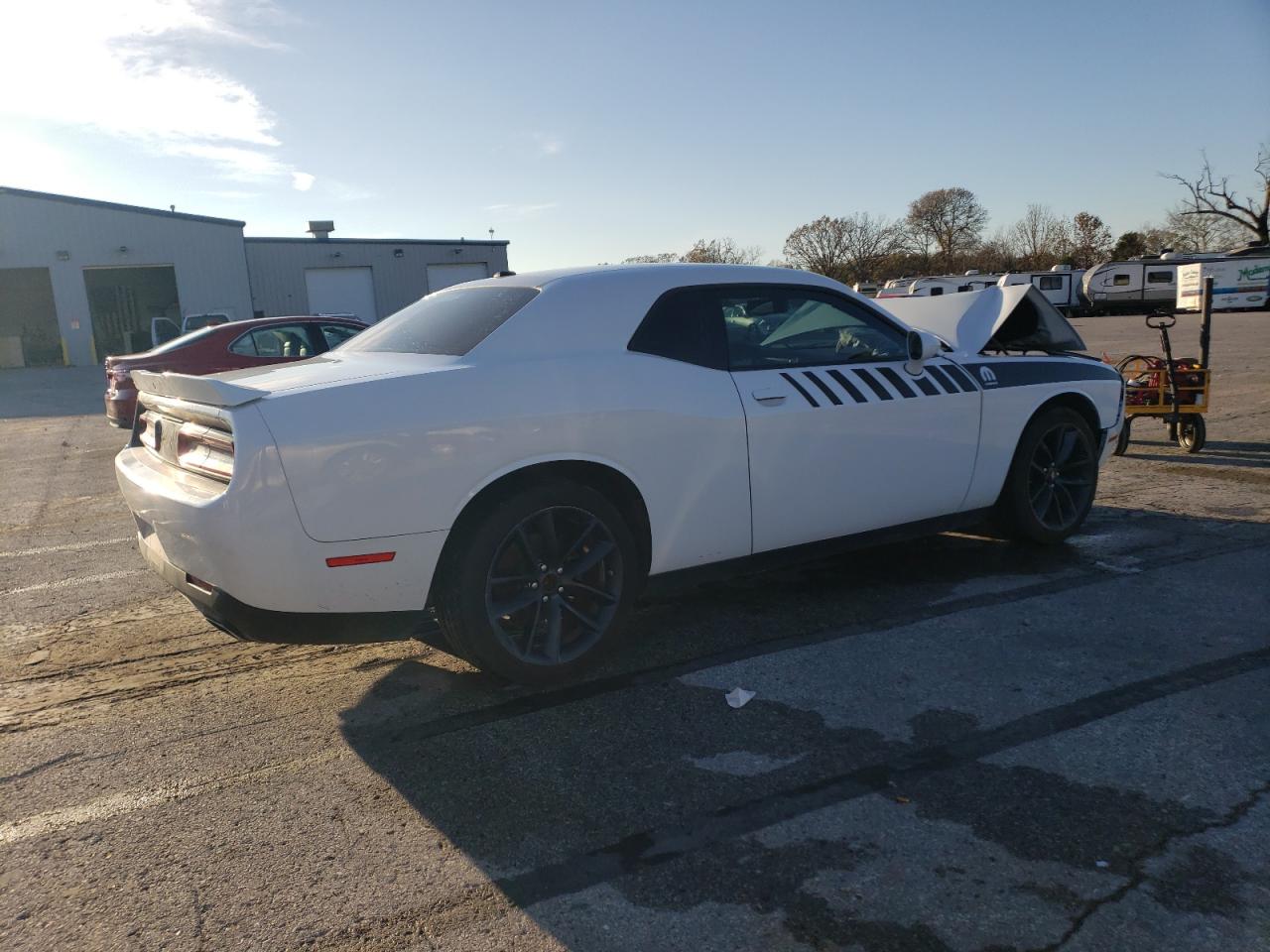 2019 Dodge Challenger VIN 2C3CDZAGXKH723665 Copart auction photo, front end damage thumbnail 3