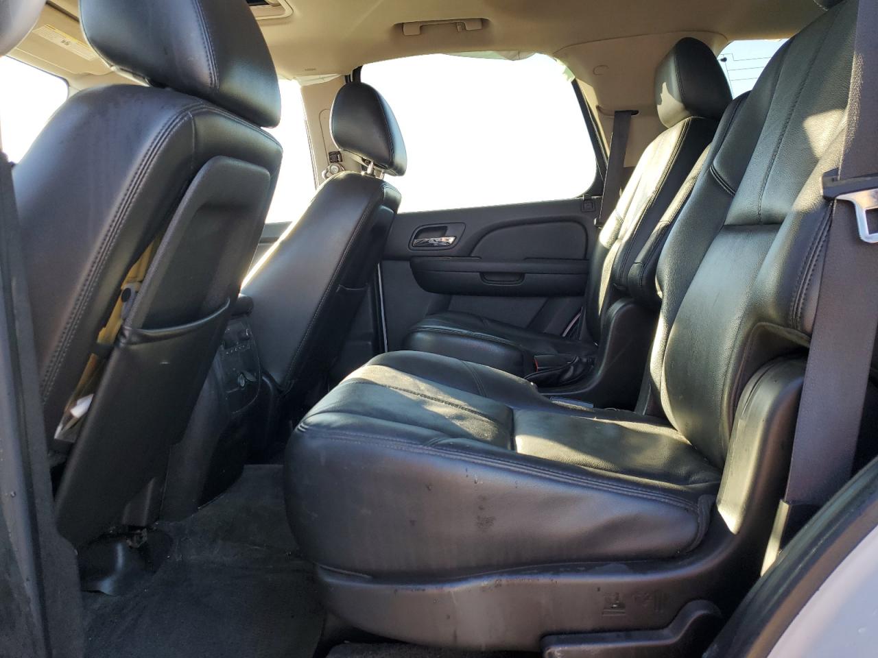 2011 Chevrolet Tahoe VIN 1GNSCBE07BR388841 Copart auction photo, side / frame damage damage thumbnail 11