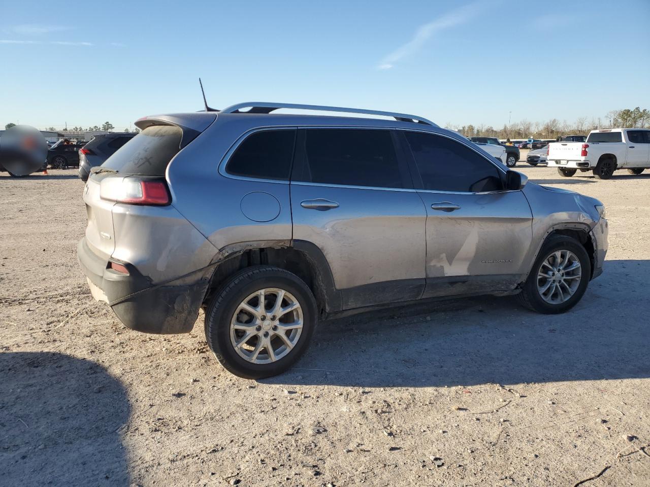 2019 Jeep Grand Cherokee VIN 1C4PJLCB6KD296812 Copart auction photo, side / minor dent/scratches damage thumbnail 3
