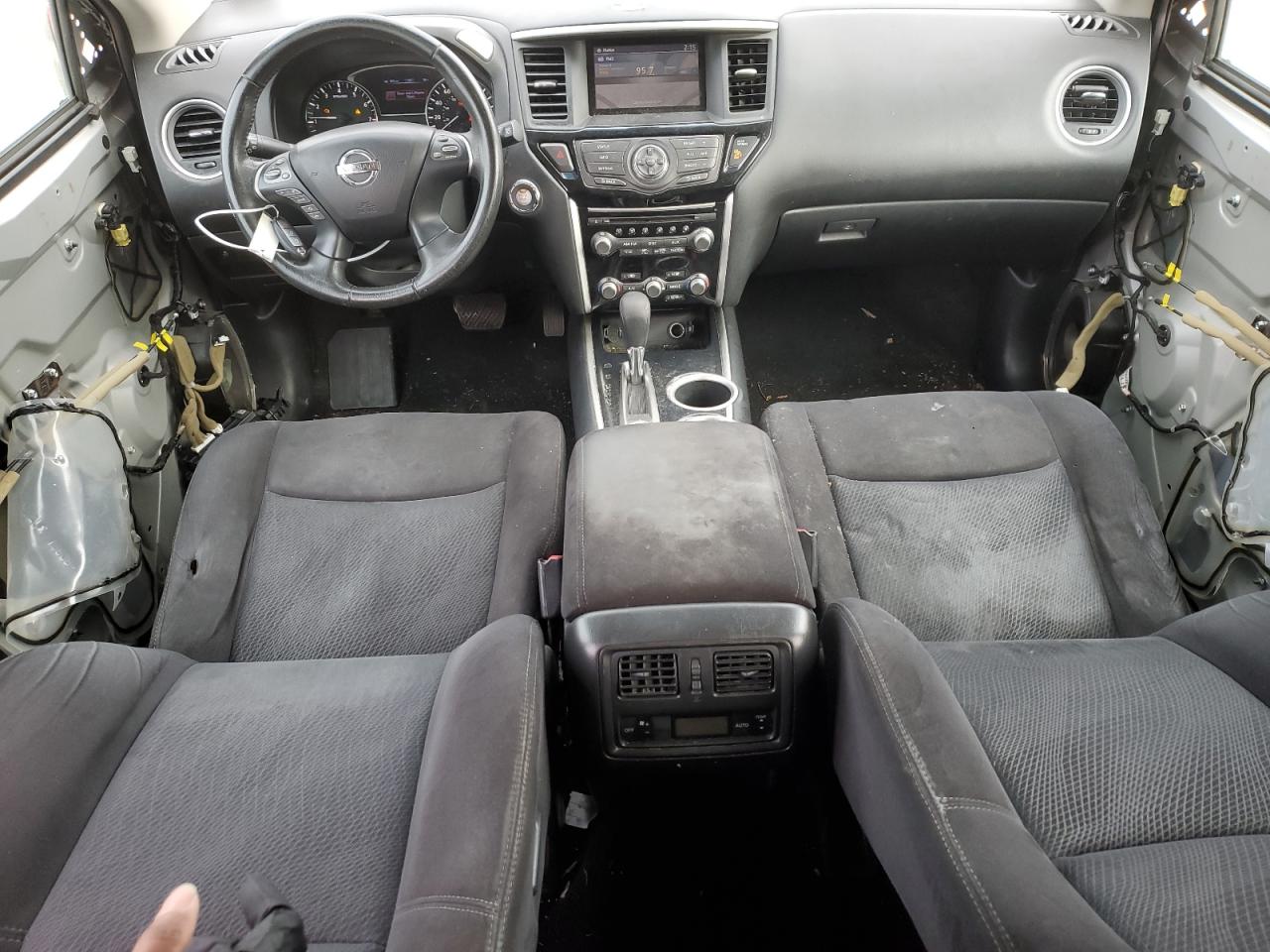 2013 Nissan Pathfinder VIN 5N1AR2MM8DC686999 Copart auction photo, front end / minor dent/scratches damage thumbnail 8