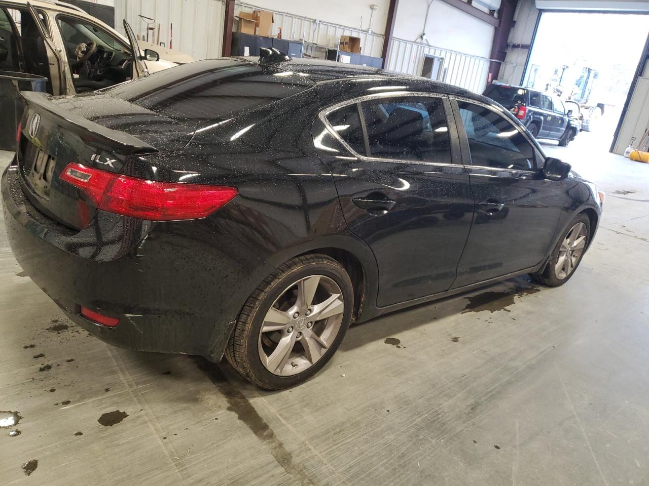 2013 Acura ILX VIN 19VDE2E55DE001184 Copart auction photo, front end damage thumbnail 3