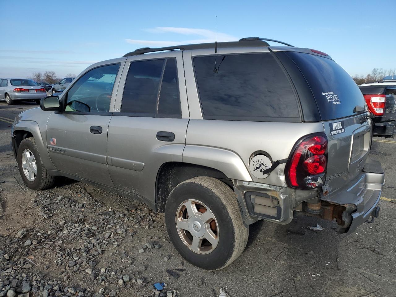 2002 Chevrolet TrailBlazer VIN 1GNDT13S222249359 Copart auction photo, rear end / front end damage thumbnail 2