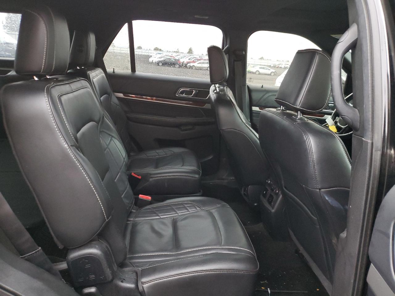 2018 Ford Explorer VIN 1FM5K8HTXJGA55315 Copart auction photo, rear end damage thumbnail 11