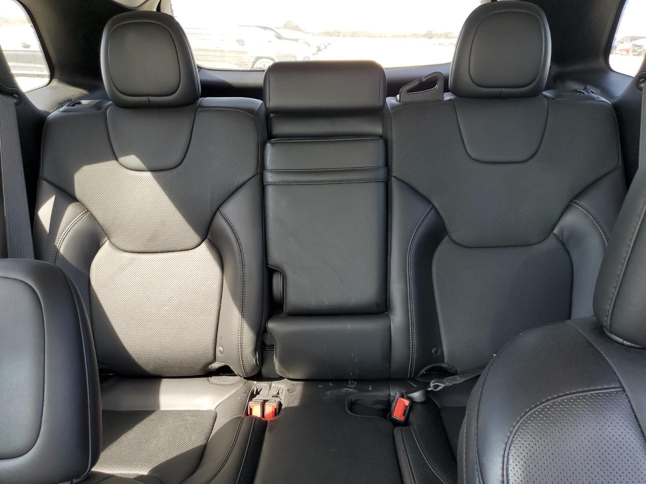 2019 Jeep Grand Cherokee VIN 1C4PJLDBXKD272401 Copart auction photo, minor dent/scratches damage thumbnail 10