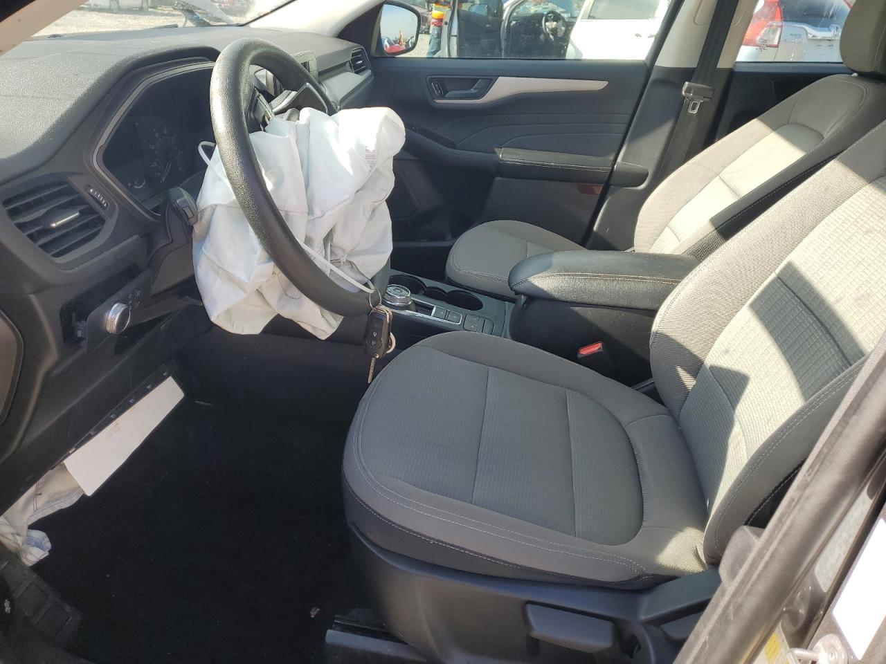 2022 Ford Escape VIN 1FMCU0F68NUB52763 Copart auction photo, front end damage thumbnail 7