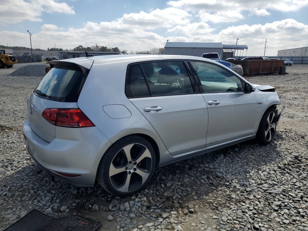 2015 Volkswagen GTI VIN 3VW4T7AU7FM017254 Copart auction photo, front end damage thumbnail 3