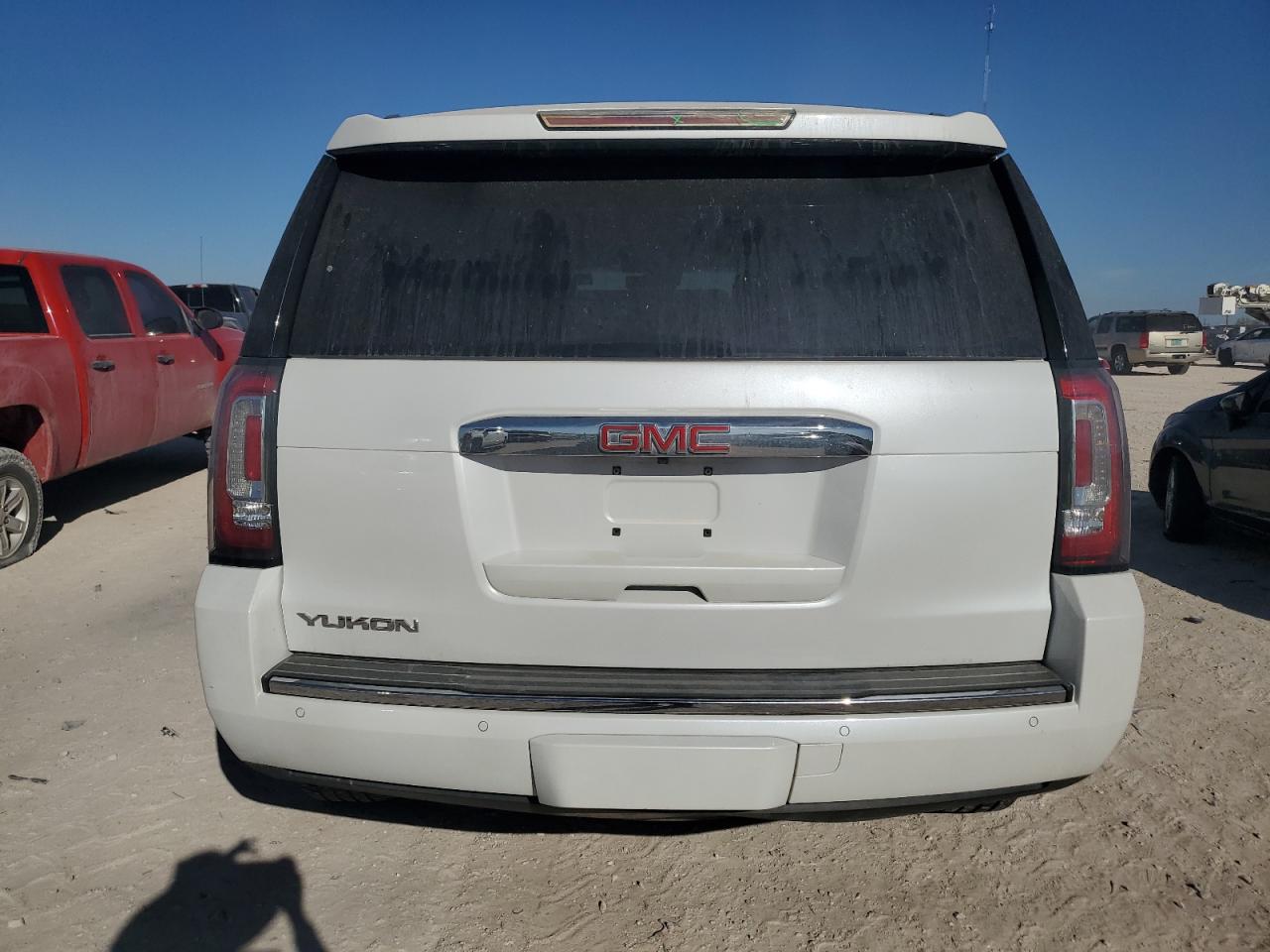 2017 GMC Yukon VIN 1GKS2CKJ4HR197292 Copart auction photo, hail damage thumbnail 6