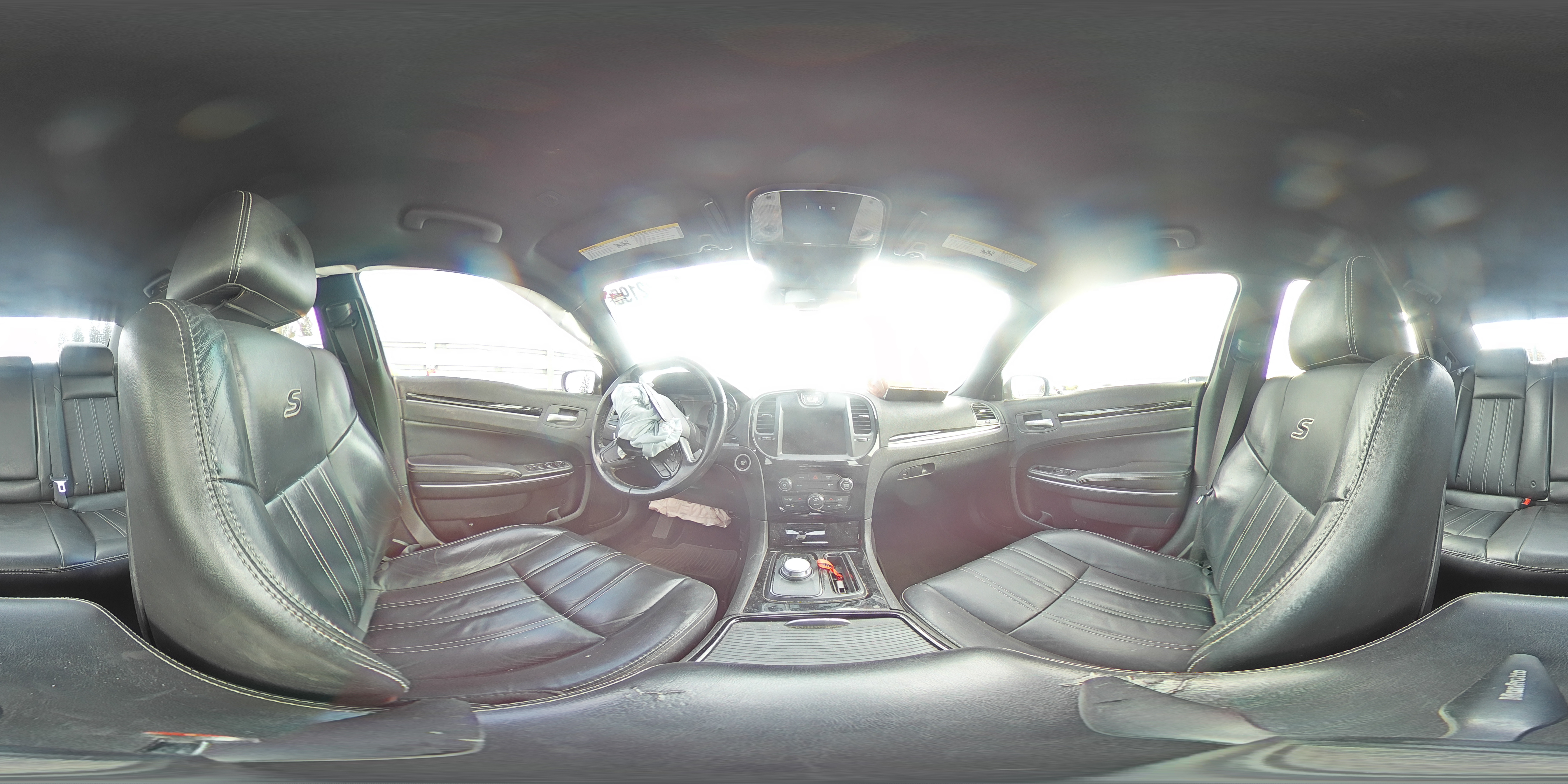 2019 Chrysler 300 VIN 2C3CCABG7KH538833 Copart auction photo, front end / side damage thumbnail 12