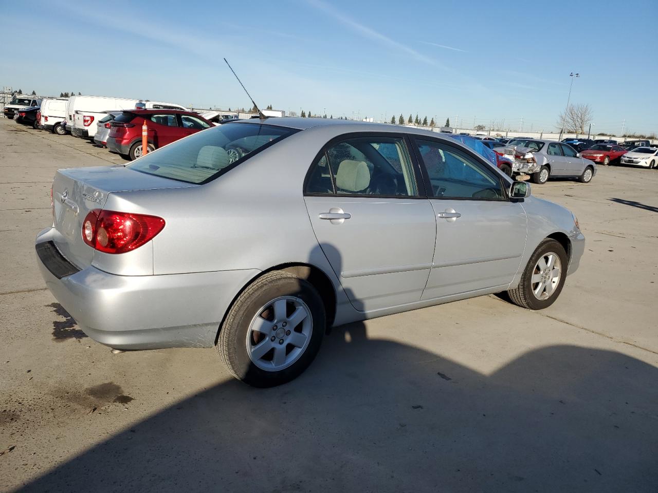 2006 Toyota Corolla VIN 1NXBR32E46Z734100 Copart auction photo, front end / minor dent/scratches damage thumbnail 3