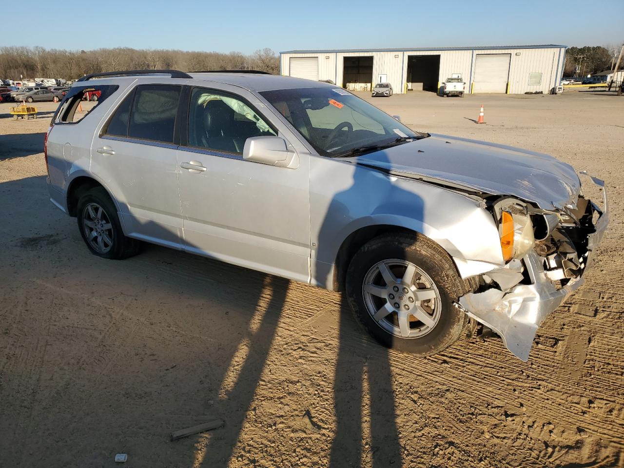 2009 Cadillac SRX VIN 1GYEE637890117173 Copart auction photo, front end / minor dent/scratches damage thumbnail 4