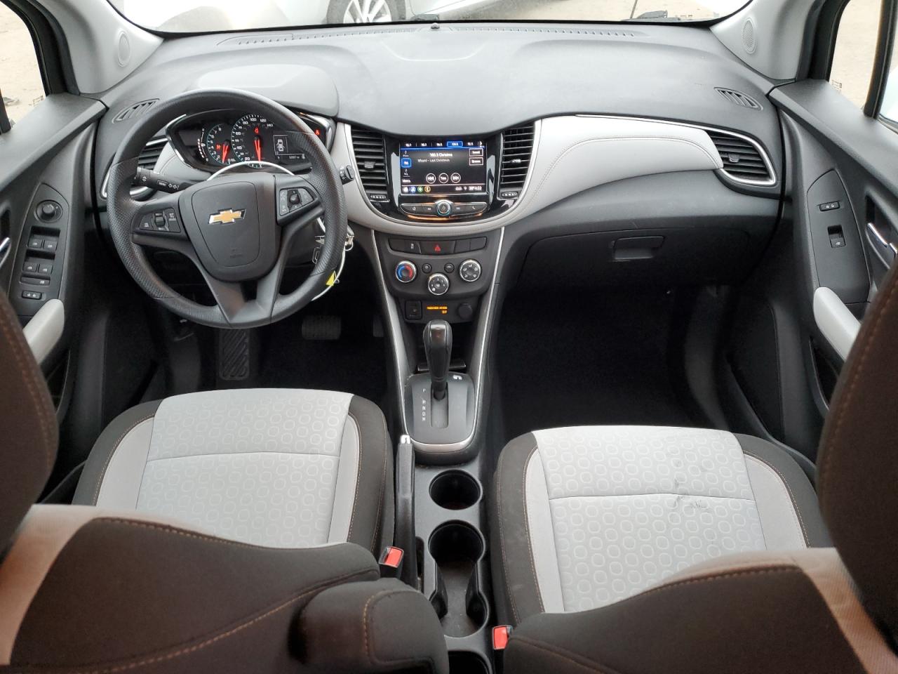 2020 Chevrolet Trax VIN KL7CJNSB5LB328042 Copart auction photo, front end / rear end damage thumbnail 8