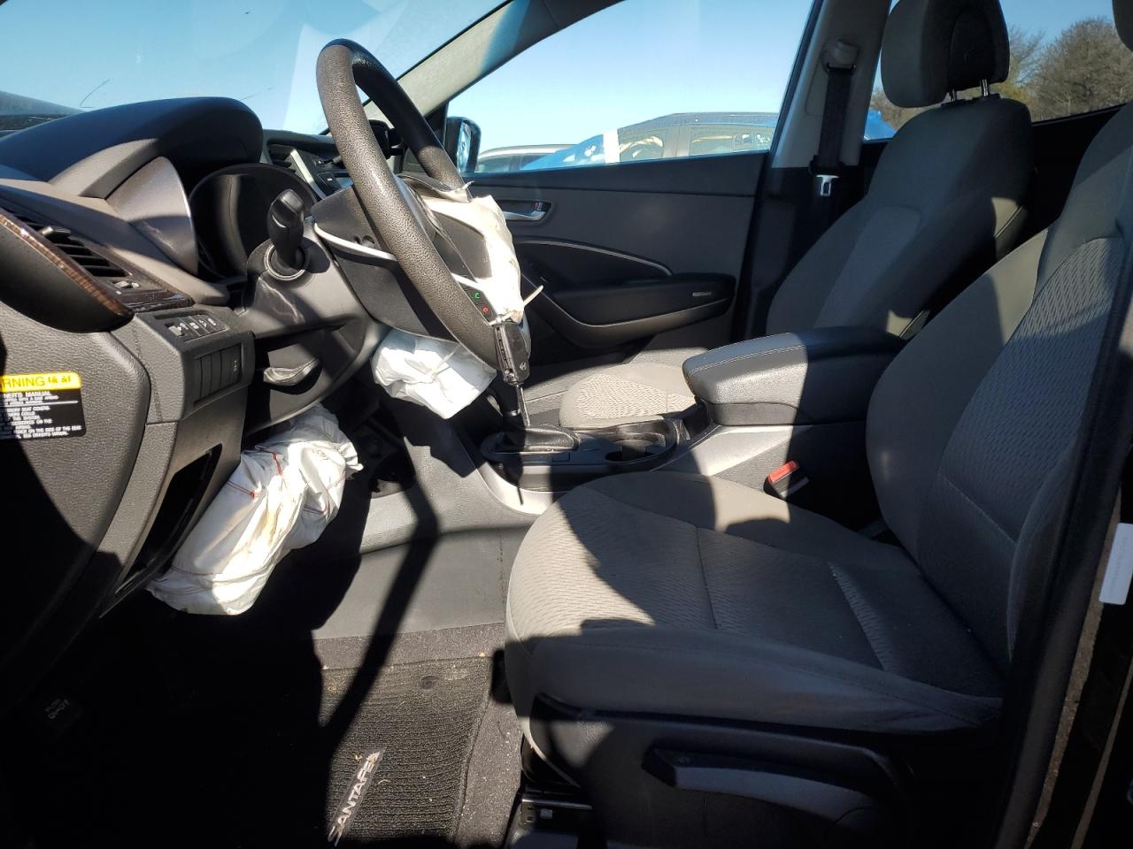 2018 Hyundai Santa Fe VIN 5XYZTDLB9JG560663 Copart auction photo, front end / minor dent/scratches damage thumbnail 7