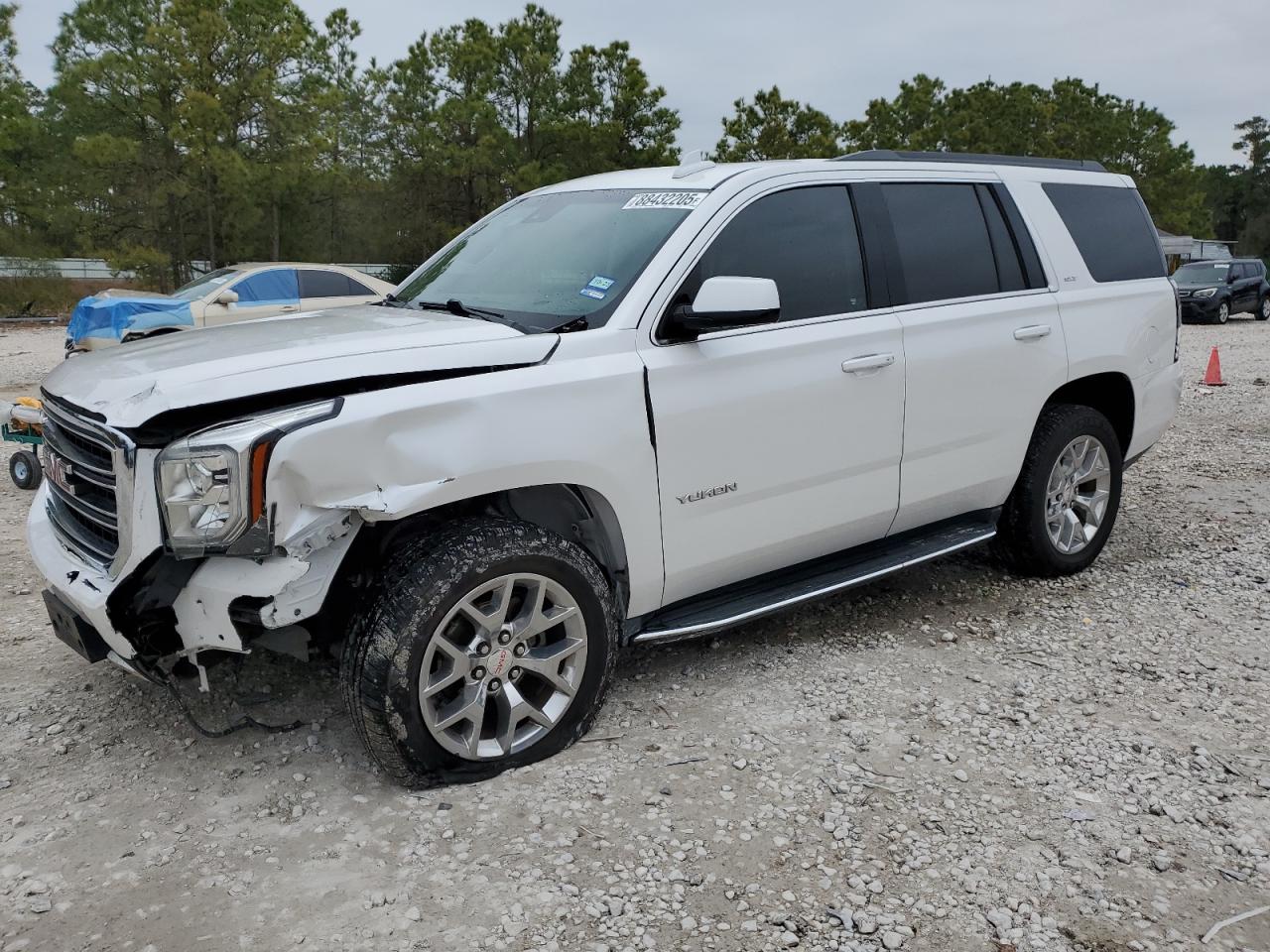 2017 GMC Yukon VIN 1GKS1BKC5HR321682