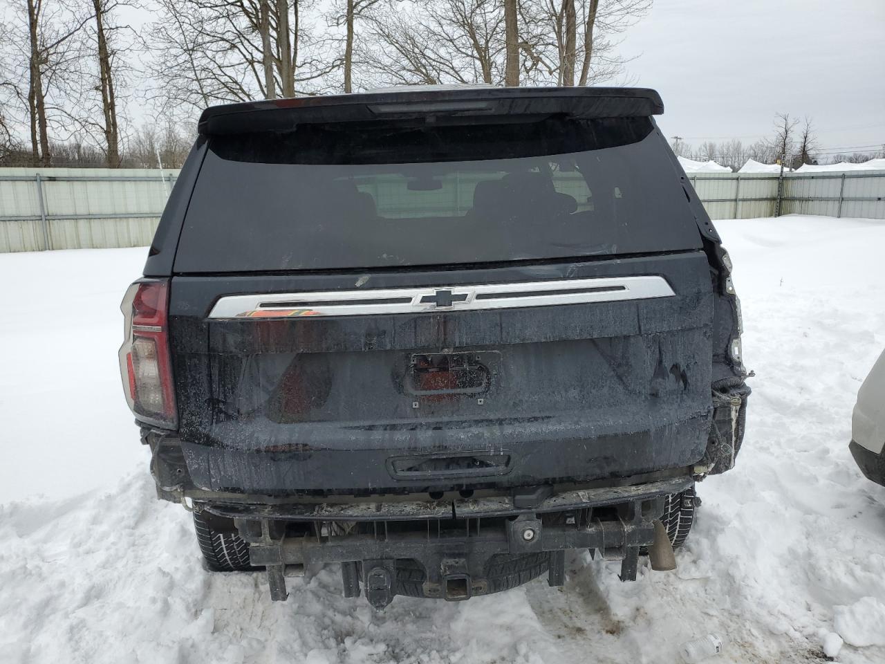 2021 Chevrolet Tahoe VIN 1GNSKNKT5MR415556 Copart auction photo, all over damage thumbnail 6