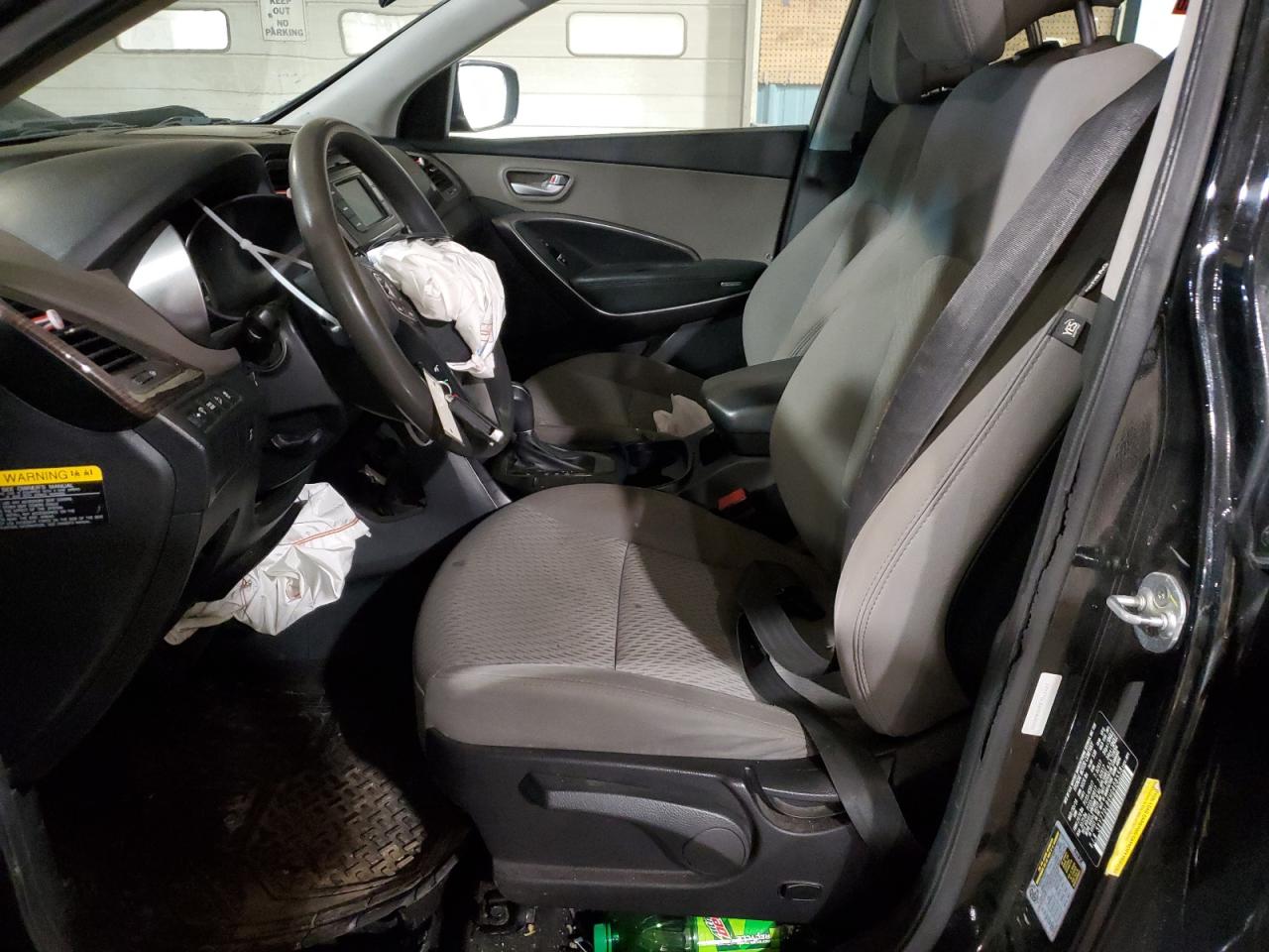 2017 Hyundai Santa Fe VIN 5XYZTDLB6HG408558 Copart auction photo, all over / undercarriage damage thumbnail 7