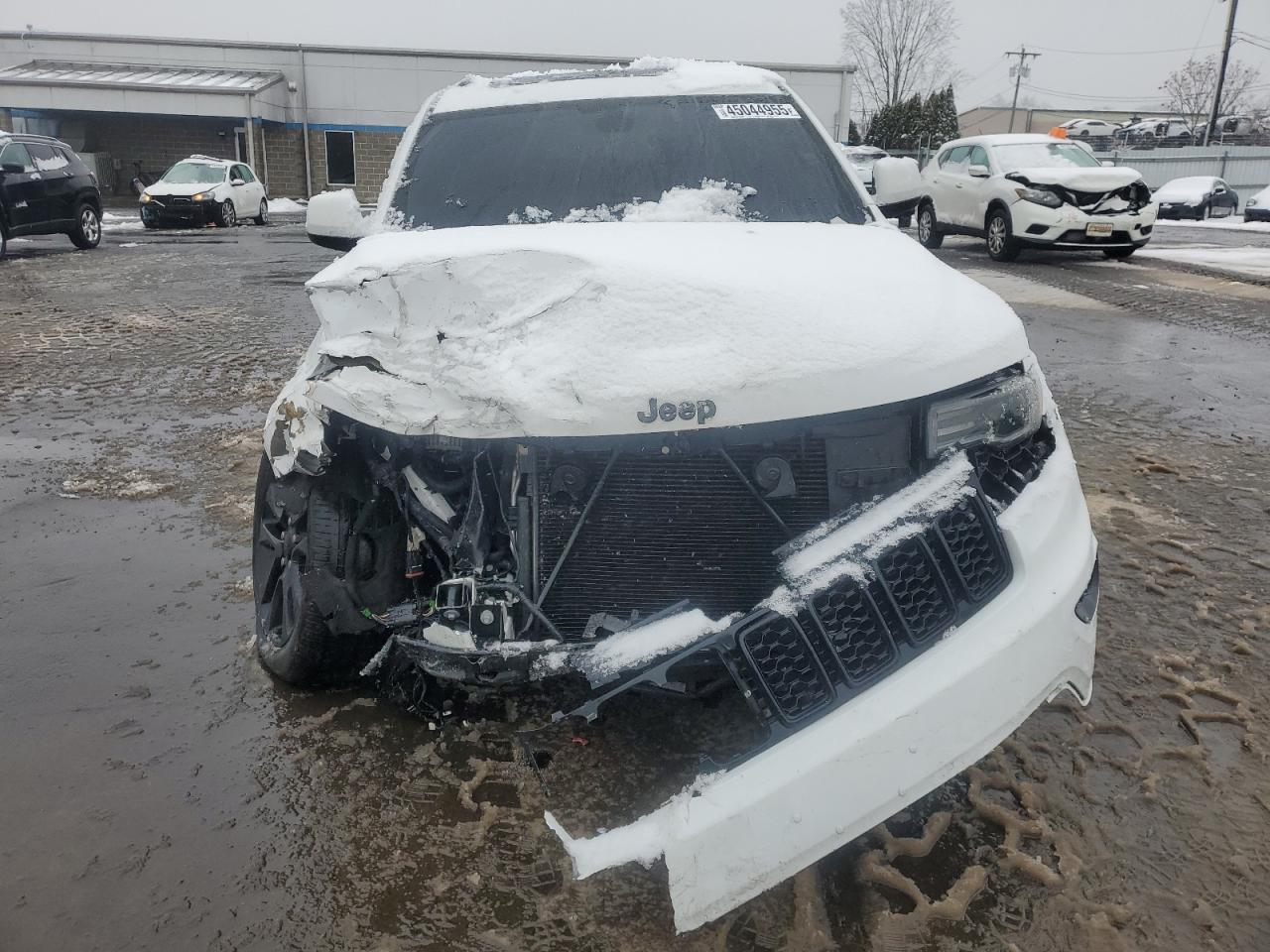 2020 Jeep Grand Cherokee VIN 1C4RJFAGXLC121608 Copart auction photo, front end damage thumbnail 5