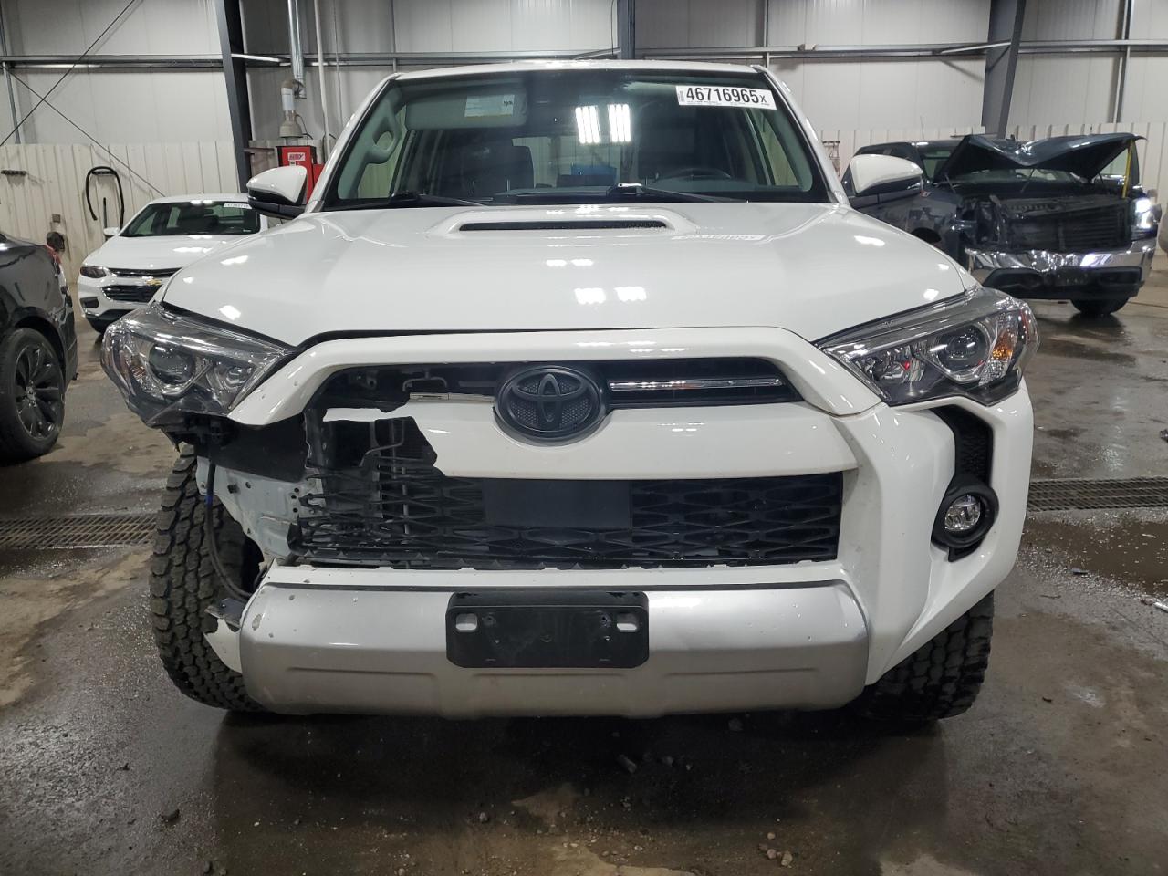 2021 Toyota 4Runner VIN JTERU5JR8M5922543 Copart auction photo, front end damage thumbnail 5