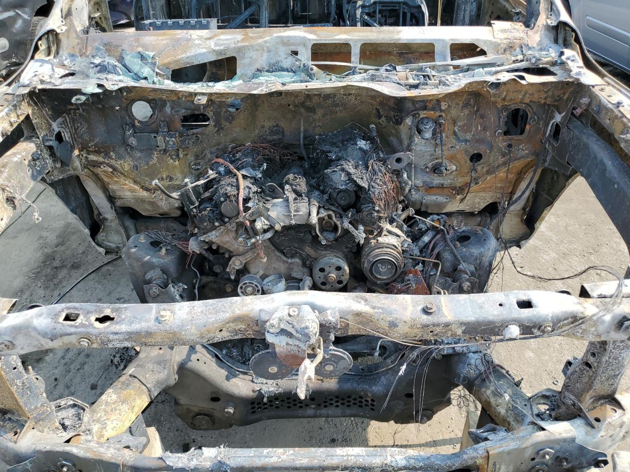 2020 RAM 1500 VIN 1C6RRFFG0LN343507 Copart auction photo, burn - interior / burn - engine damage thumbnail 11