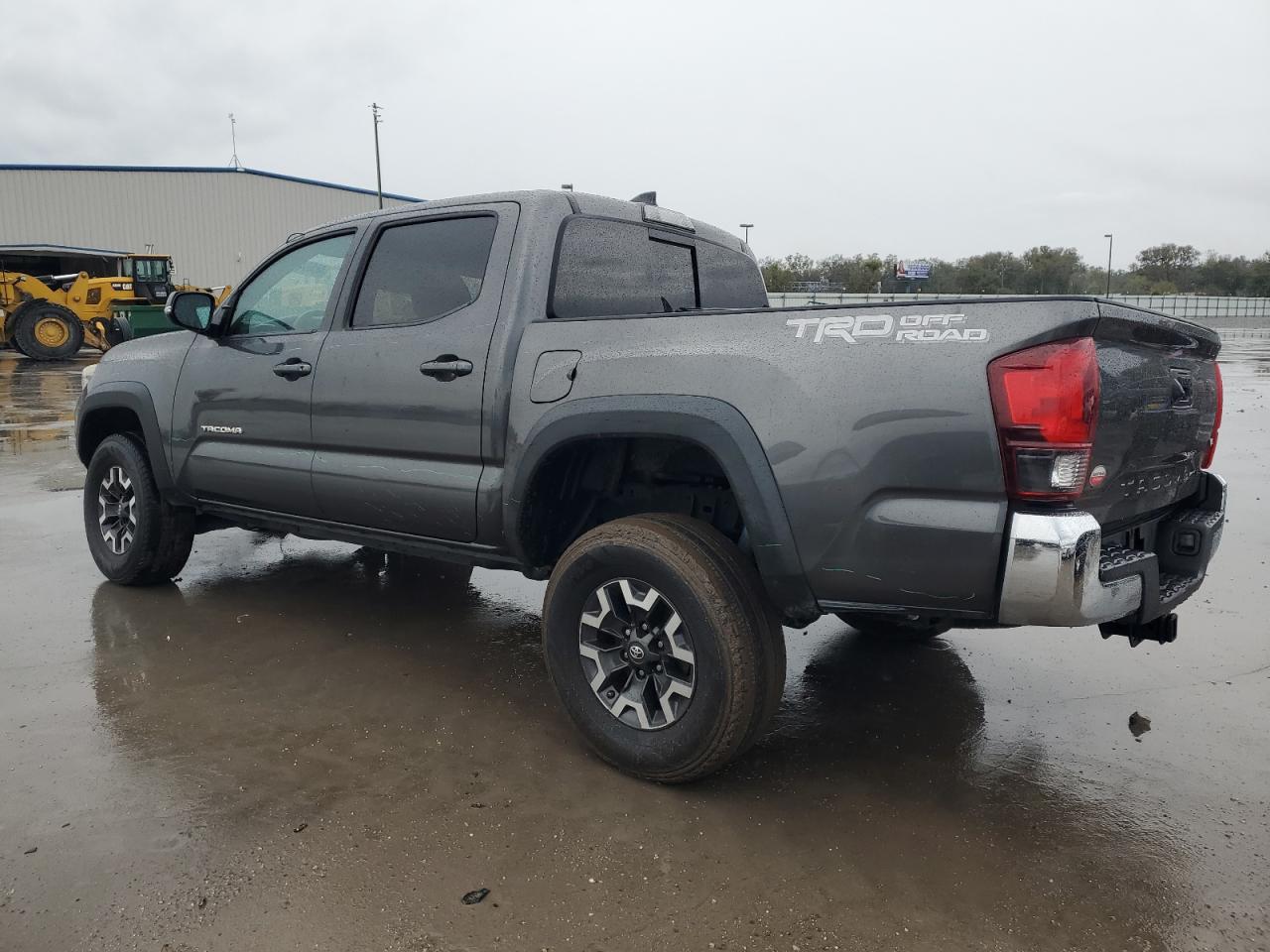 2019 Toyota Tacoma VIN 3TMAZ5CN2KM101295 Copart auction photo, front end / side damage thumbnail 2