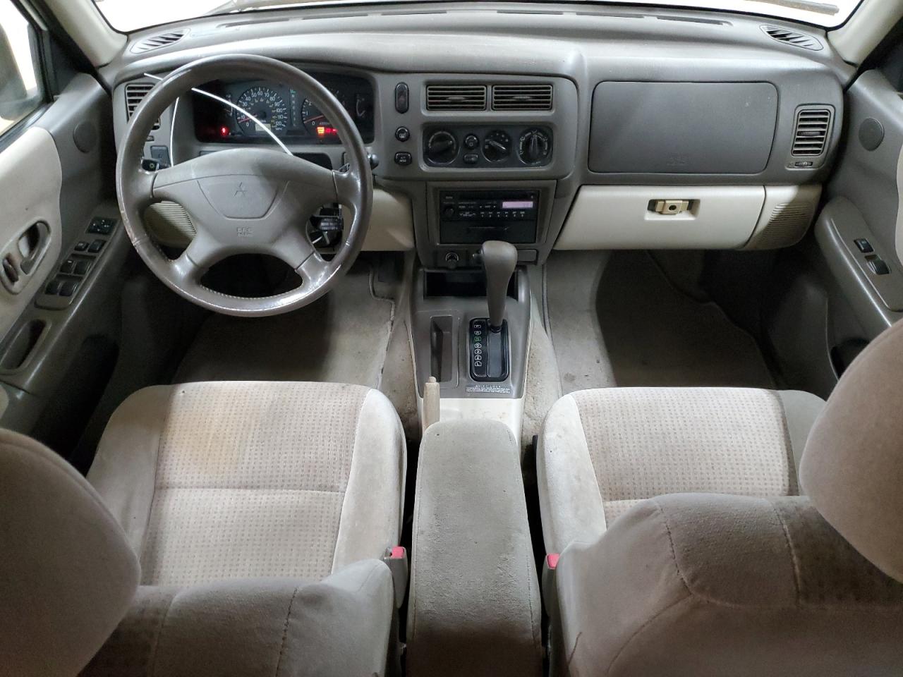 2000 Mitsubishi Montero VIN JA4LS31H3YP810989 Copart auction photo, front end damage thumbnail 8