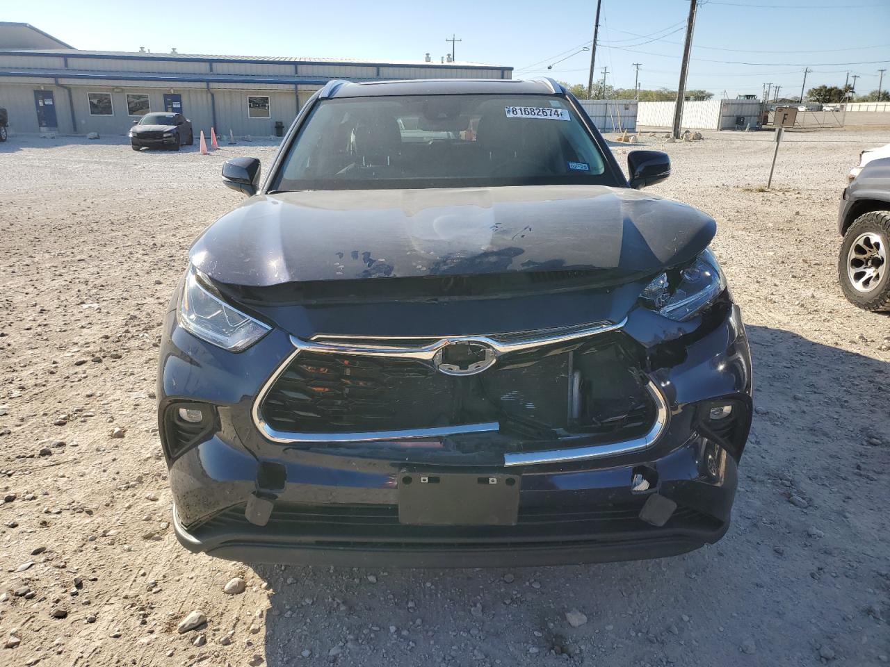 2022 Toyota Highlander VIN 5TDDZRBH4NS213648 Copart auction photo, front end damage thumbnail 5