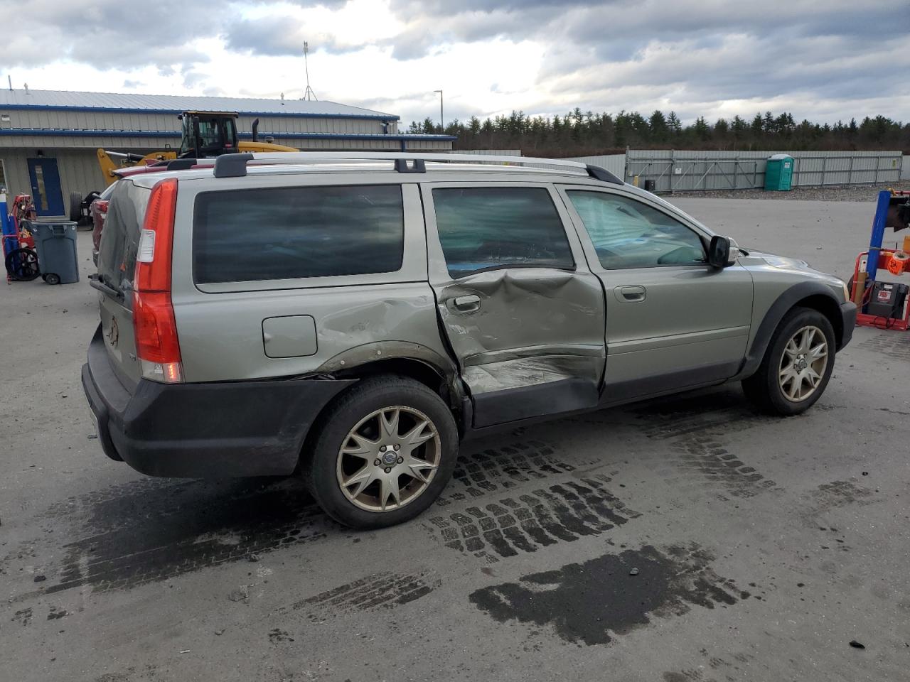 2007 Volvo XC70 VIN YV4SZ592071285915 Copart auction photo, side / rear end damage thumbnail 3