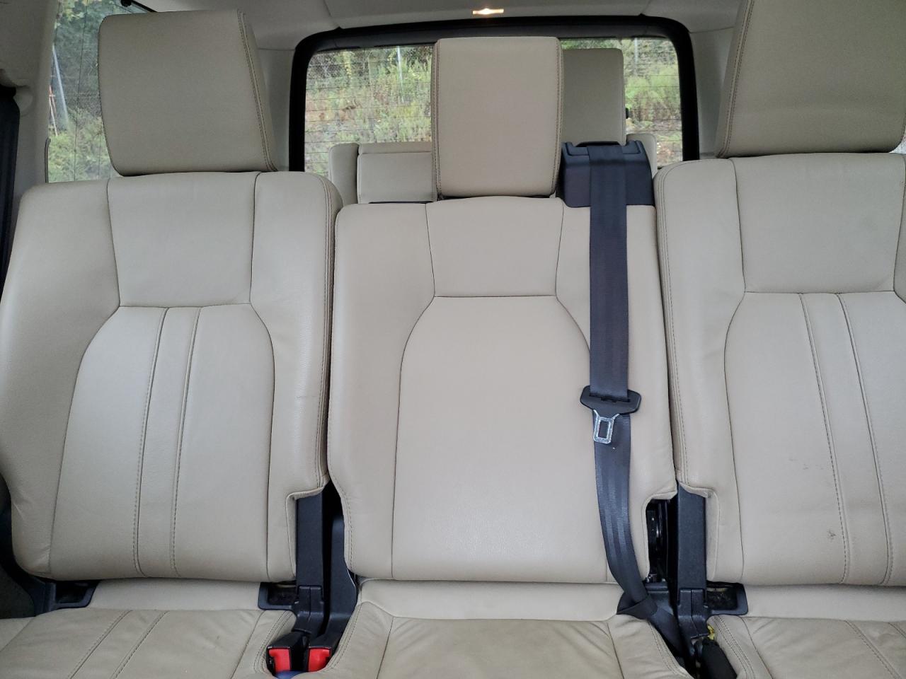 2012 Land Rover LR4 VIN SALAG2D47CA608131 Copart auction photo, front end / minor dent/scratches damage thumbnail 10