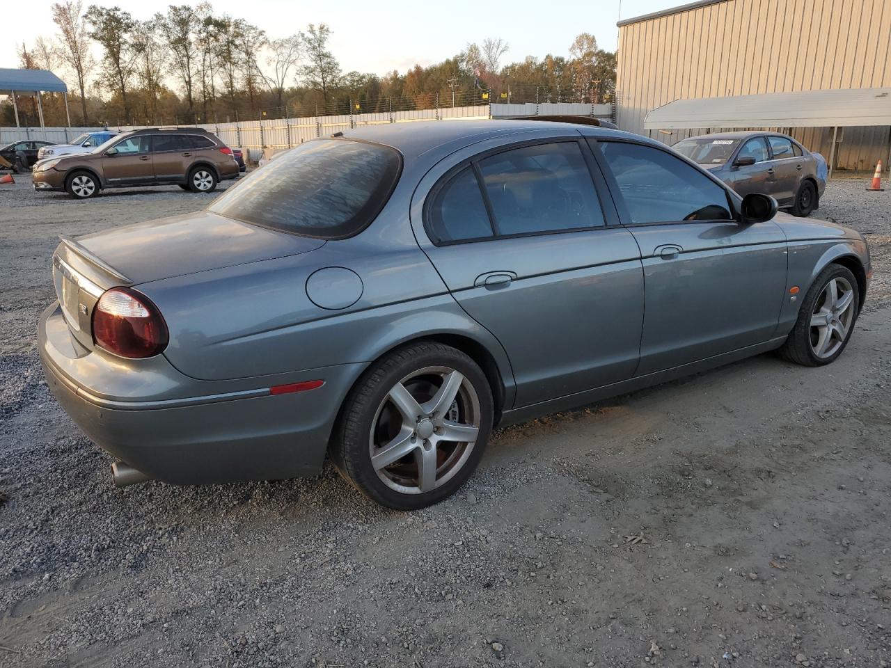 2006 Jaguar S-Type VIN SAJWA03C761N66190 Copart auction photo, front end damage thumbnail 3