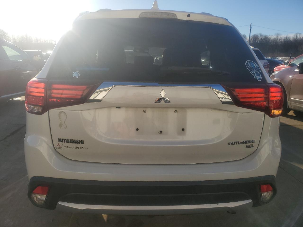 2017 Mitsubishi Outlander VIN JA4AD3A31HZ006491 Copart auction photo, side damage thumbnail 6