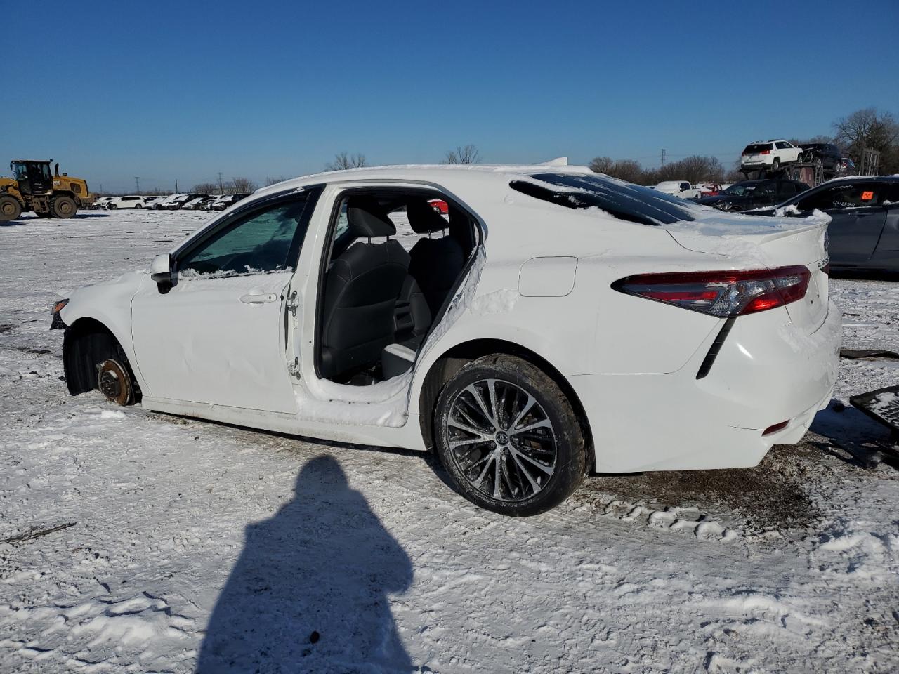 2019 Toyota Camry VIN 4T1B11HKXKU679090 Copart auction photo, vandalism / stripped damage thumbnail 2