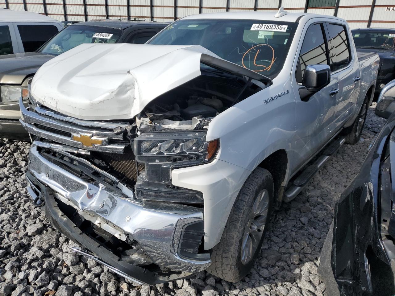 2019 Chevrolet Silverado VIN 1GCUYGED8KZ157739