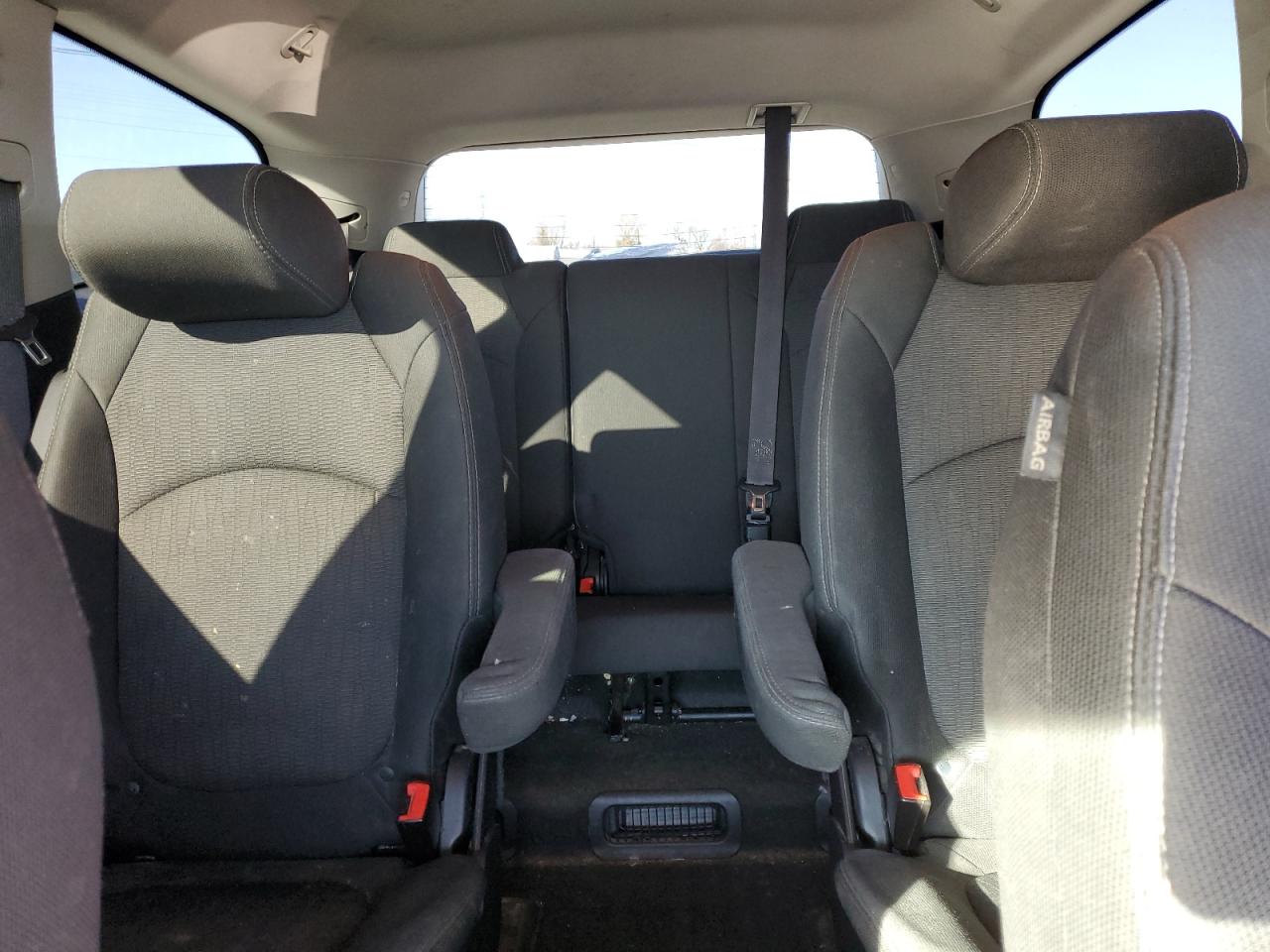 2016 Chevrolet Traverse VIN 1GNKRGKD8GJ243946 Copart auction photo, front end damage thumbnail 10