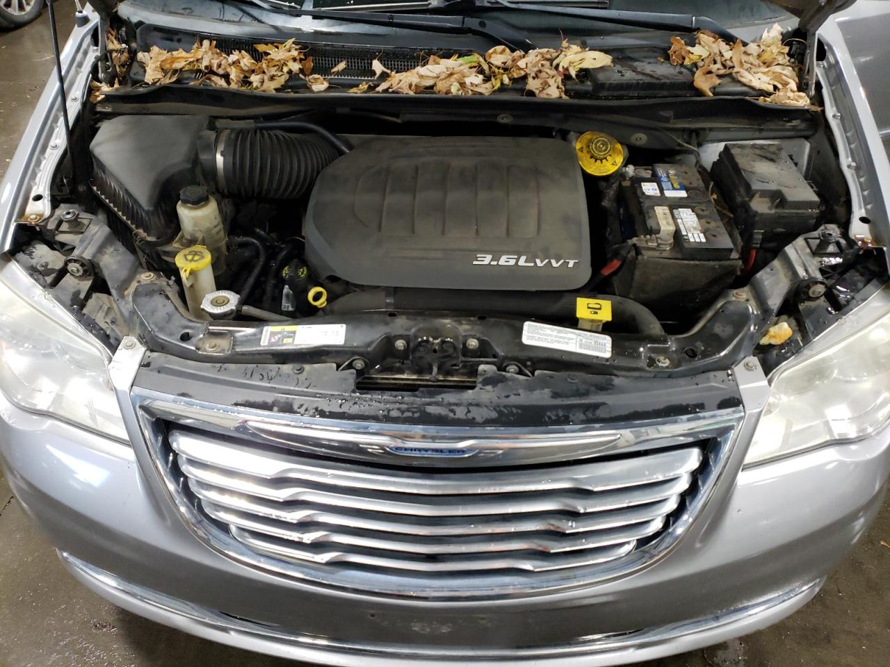2014 Chrysler Town & Country VIN 2C4RC1BG7ER306995 Copart auction photo, rear end / side damage thumbnail 13