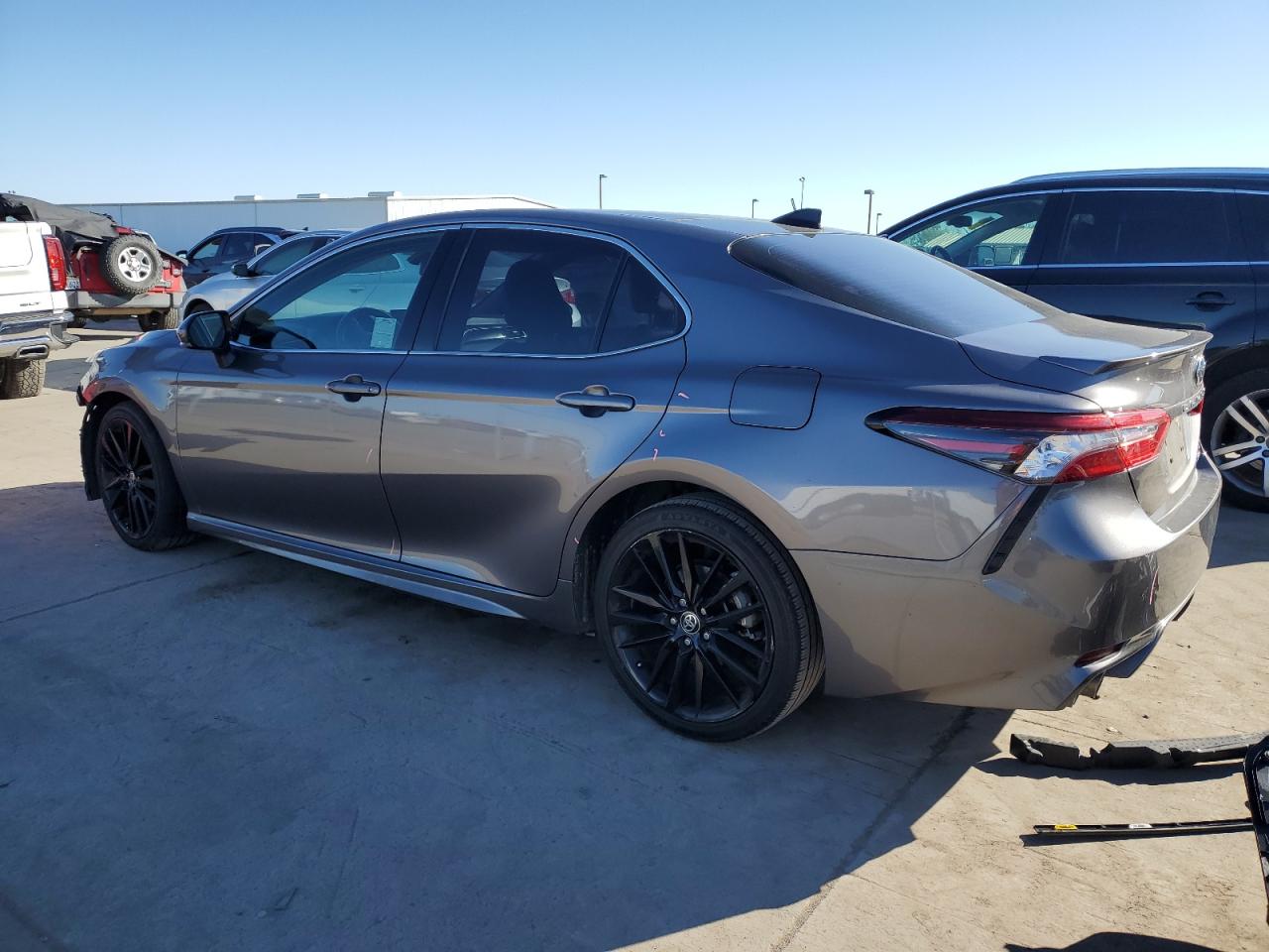 2021 Toyota Camry VIN 4T1K61BK5MU027636 Copart auction photo, vandalism / all over damage thumbnail 2